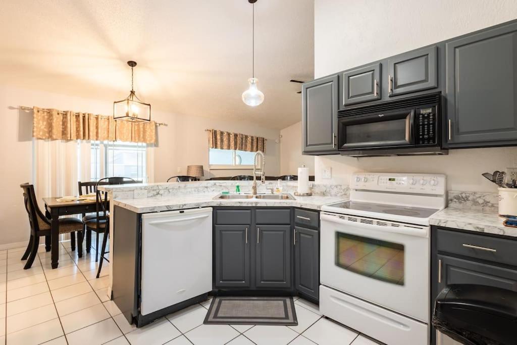 13 Mins From Disney Arcade, Private Pool, & Themed Rooms Orlando Esterno foto